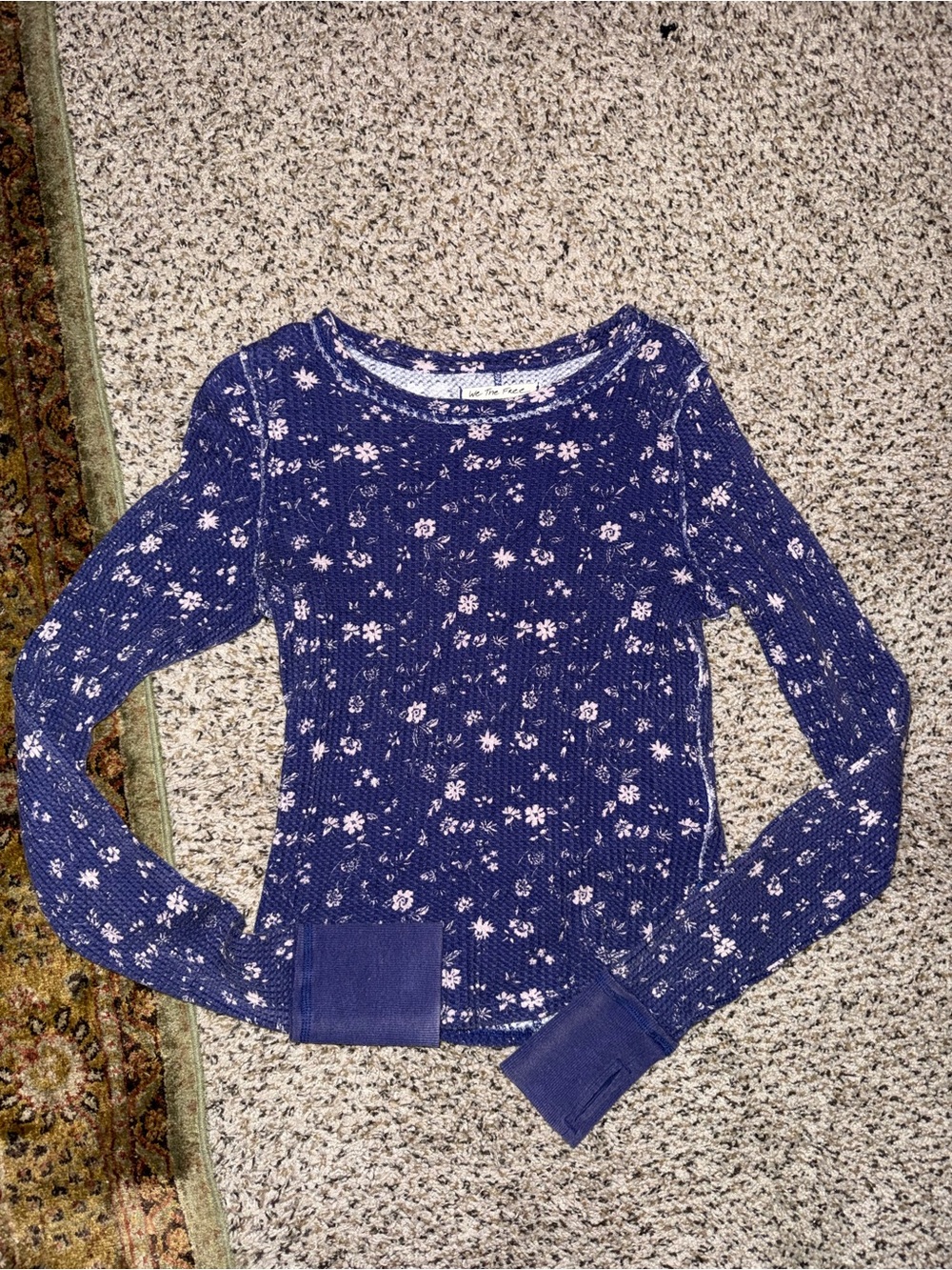 Free People Navy Blue Floral Ribbed Thermal Long Sleeve Top⭐️ Worn once⭐️